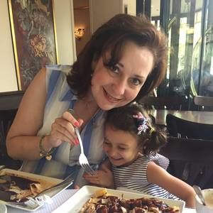 Meet your Posher, Kelly